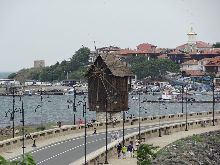 Какво да видим в Несебър: разходка из Стария град